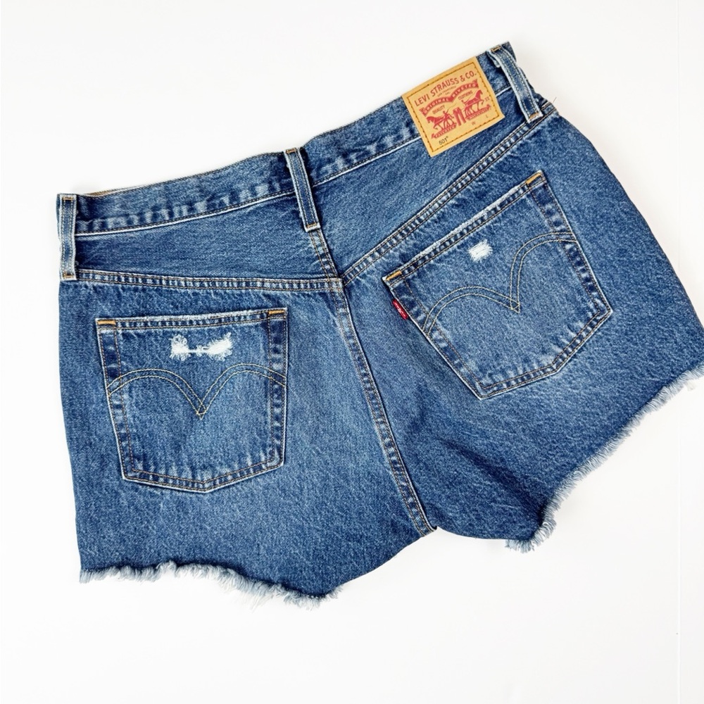 Levi’s 501 Distressed Dark Wash Denim Shorts Size 31
